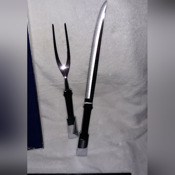 Towle Stainless Steel Carving Utensils (Fork & Knife) Vintage 2 Piece Set - Picture 2 of 16